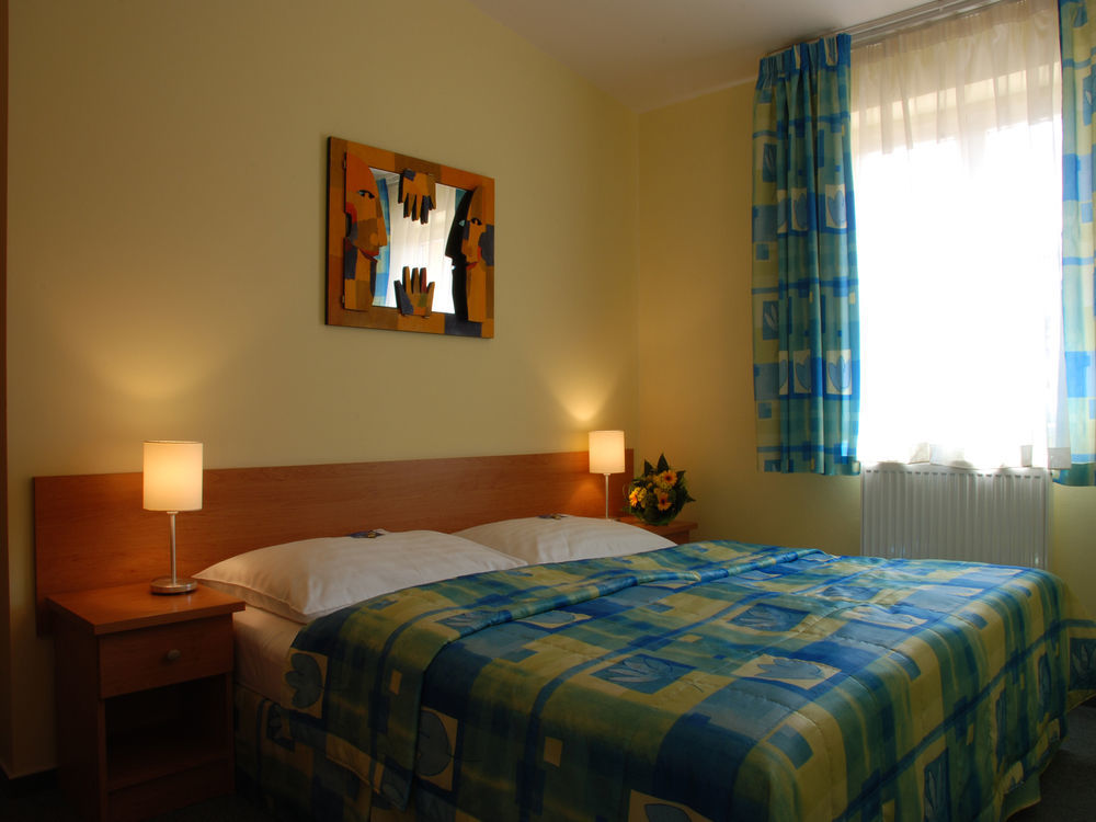 Hotell Ea Tosca 3*