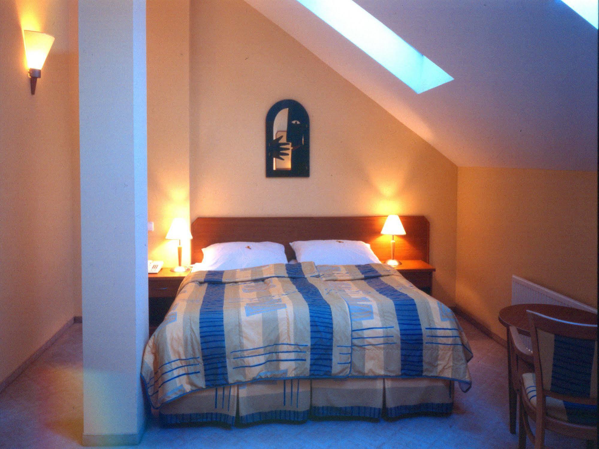 Hotell Ea Tosca 3*